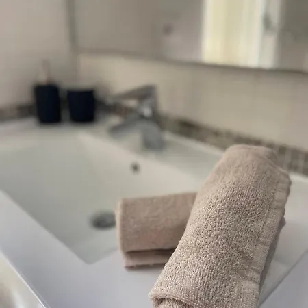El Cortijo - Pool - Free Parking Apartment