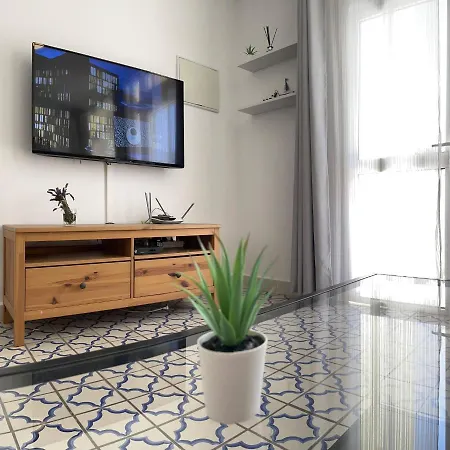 El Cortijo - Pool - Free Parking Apartment *